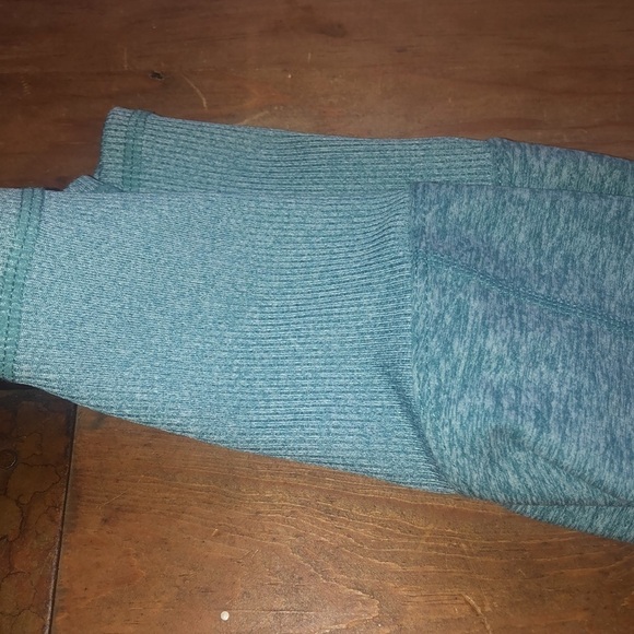 Kirkland Signature Ladies Brushed 7/8 Length Legging Variety - Picture 4 of 8